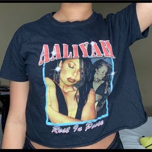 Aaliyah crop top used once size S